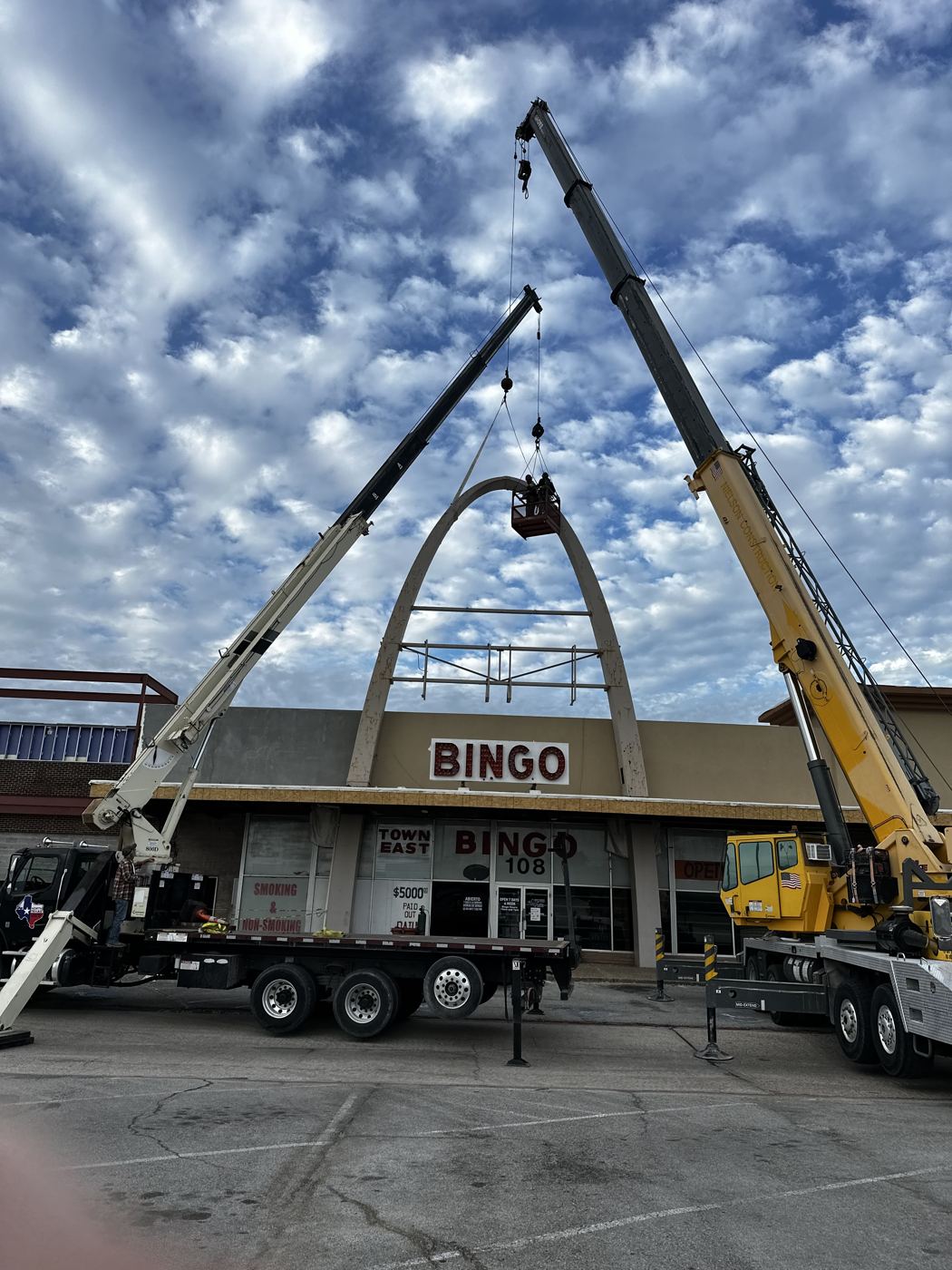 Cranes over the Town East arch during redevelopment